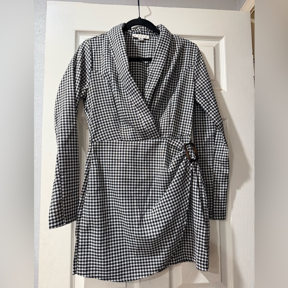 HYFVE Black and White Long Sleeve Dress